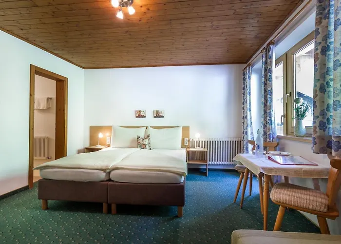 Gaestehaus Erler 2* Tux